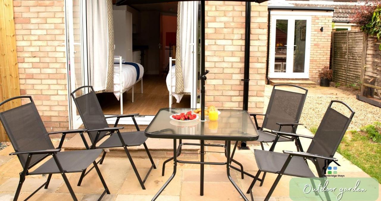 Cambridge Stays 4-5Br House-Garden-Lots Of Parking-15 Min To City-Close To Motorway Girton  Εξωτερικό φωτογραφία